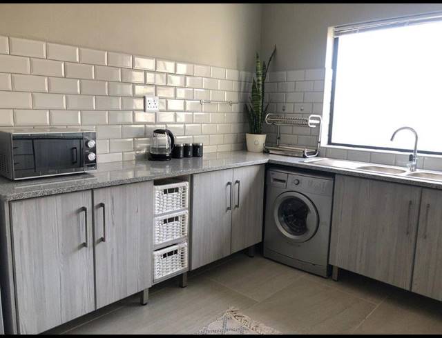 2 BEDROOM APARTMENT RENTED IN SUMMERSTRAND
